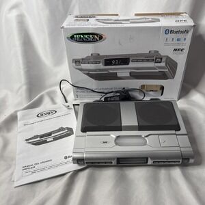 Jensen SMPS-628 Under Cabinet‎ Universal Bluetooth Music System in Silver READ